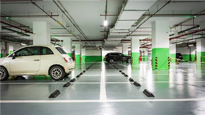 Koje faktore treba uzeti u obzir prilikom instaliranja inteligentnih parking sistema u velikim tr...